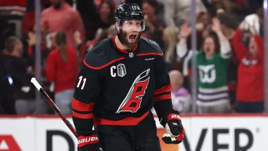 Staal looking to follow brother's footsteps by winning Cup with Hurricanes