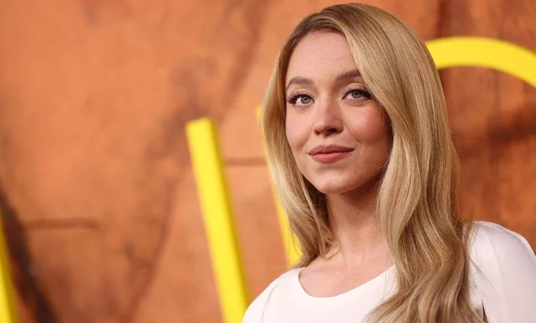 Sydney Sweeney posts provocative 'Euphoria' images, brushes off criticism
