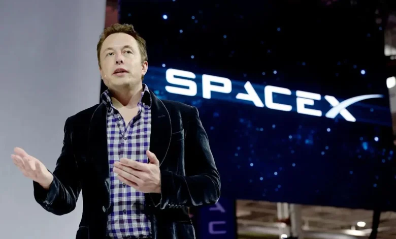 TSLA Stock Slips Overnight: SpaceX IPO Hype Is Starting To Look Like Amazon's Dot-Com Bubble Peak In 2000, Warns Ex-Lehman Trader