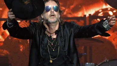 The Black Crowes' Robinson Booed After Mocking Fans’ ‘USA’ Chant