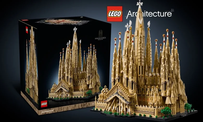 The Largest LEGO Set of All Time! The LEGO Sagrada Família (21065) with Over 12,000 Pieces Is Now Available for Pre-Order!