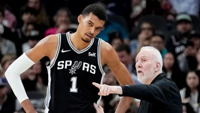 The Spurs’ secret weapon this postseason? A former coach offering pearls of wisdom