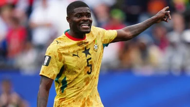 Thomas Partey and Djed Spence: Spurs full-back appears to snub handshake with former Arsenal midfielder