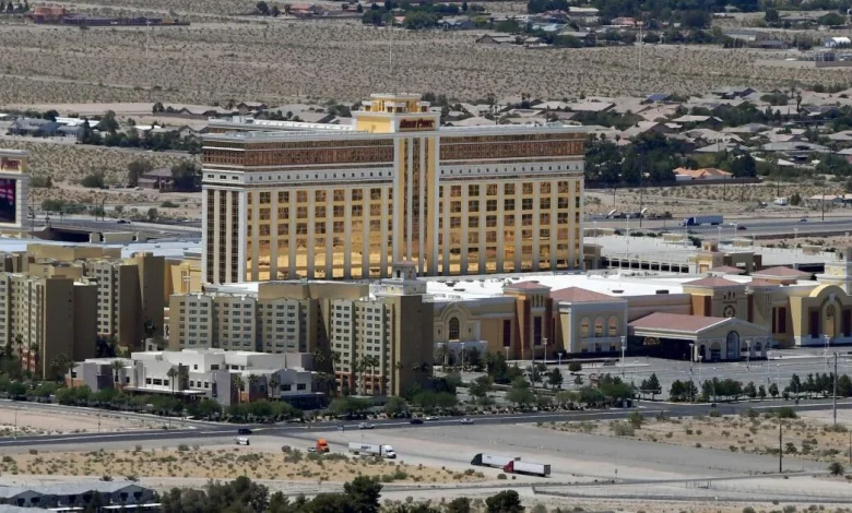 Three horses stabbed at Las Vegas barrel race competition. Teen girl is arrested