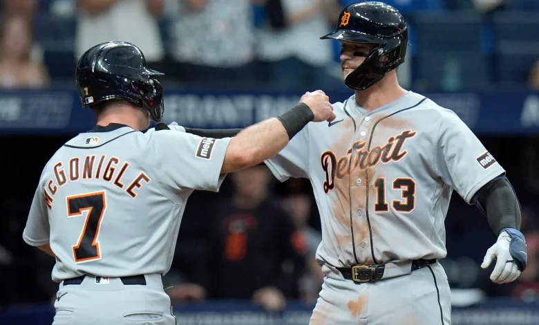 Tigers hit five home runs, hold off Rays to halt skid