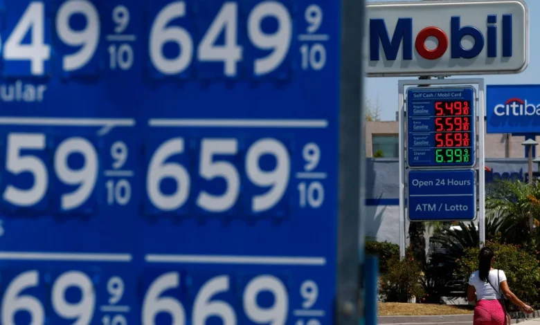Trump accuses oil companies of gas price ‘gouging,’ calls for DOJ probe