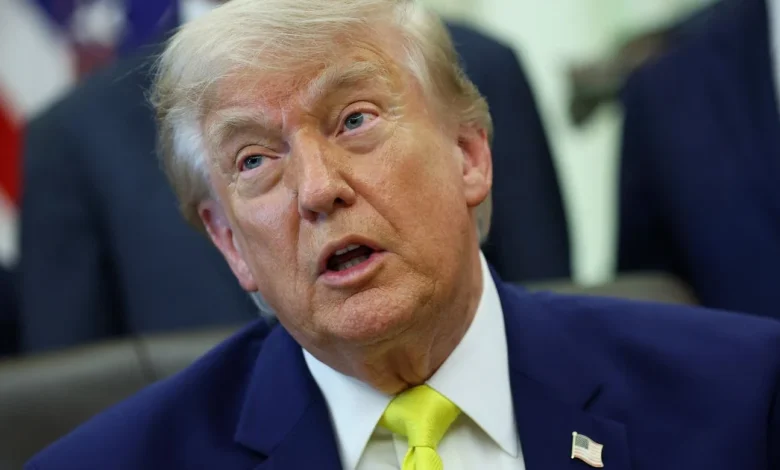 Trump asks Congress for short-term FISA extension amid impasse over Pulte appointment