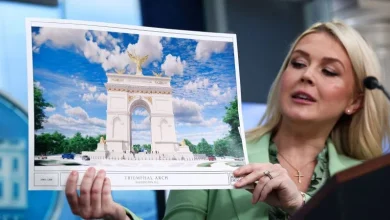 Trump’s proposed 250-foot ‘triumphal arch’ likely poses no risk to aviation, FAA says