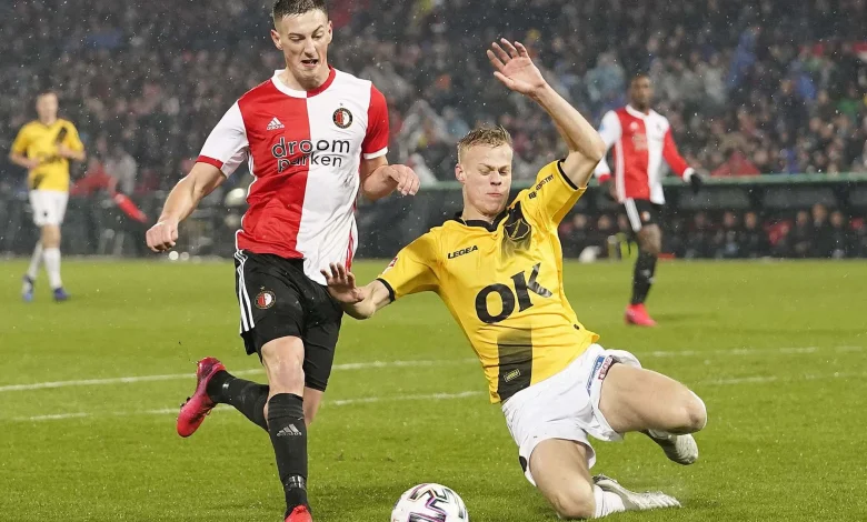 Turning pro, overcoming tragedy and a key loan spell – Dutch media insight on Jan Paul van Hecke