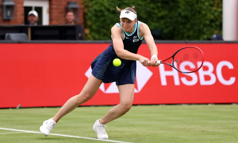 Two points from defeat, Rybakina solves Maria puzzle at Queen's