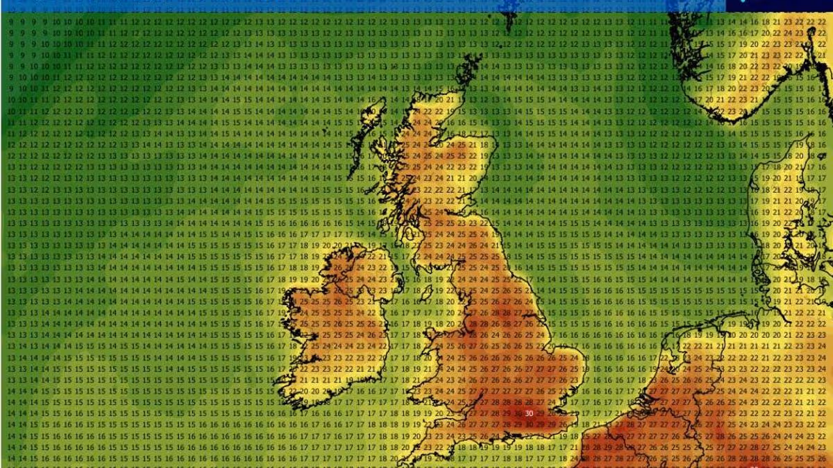 UK hit with new 30C heatwave in days as 16 areas hit 28C – see list here