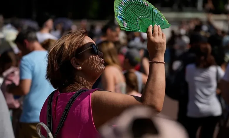 UK hospital declared critical incident as heatwave drives surge in demand