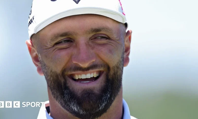 US Open day one: Clark four clear of Fitzpatrick and Rahm as light fades