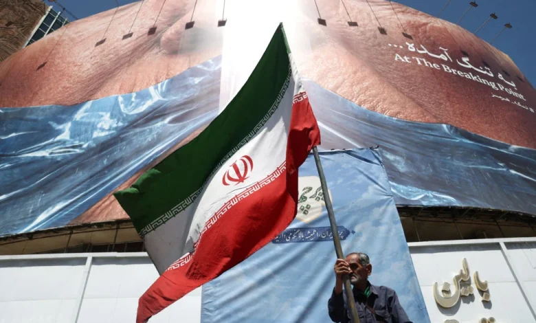 U.S. bombs Iranian military sites and downs missiles Tehran fired at troops in Kuwait