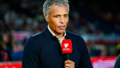 Van Hooijdonk slacht Oranje: "Wanprestatie"