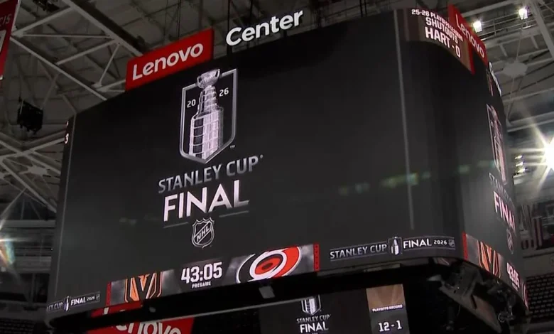 Vegas tops Carolina 5-4 in Game 1 of the Stanley Cup Final :: WRAL.com