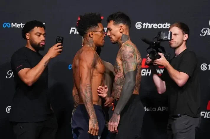 Vinicius Oliveira Stops Andre Fili in Featherweight Debut
