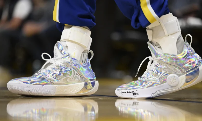 Warriors' Steph Curry Signs Reported $400M Shoe Contract with Li-Ning After 2025 Under Armour Exit