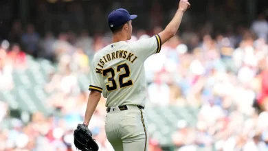 What channel is Brewers vs Phillies on tonight? Time, TV, streaming