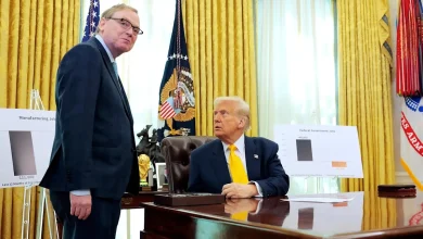 White House falsely claims Americans are spending more because they're 'optimistic'