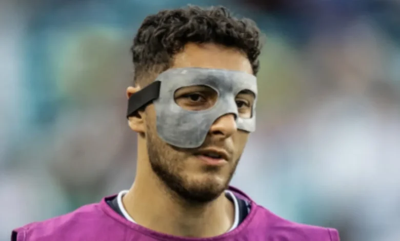 ¿Por qué Sebastián Cáceres juega con protector en la cara en Arabia Saudita vs. Uruguay por el Mundial 2026?