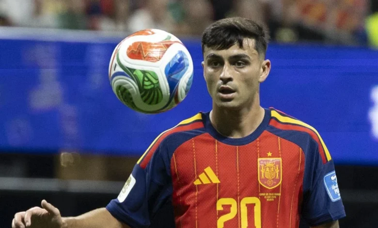 Pedri corre, esprinta y recupera balones